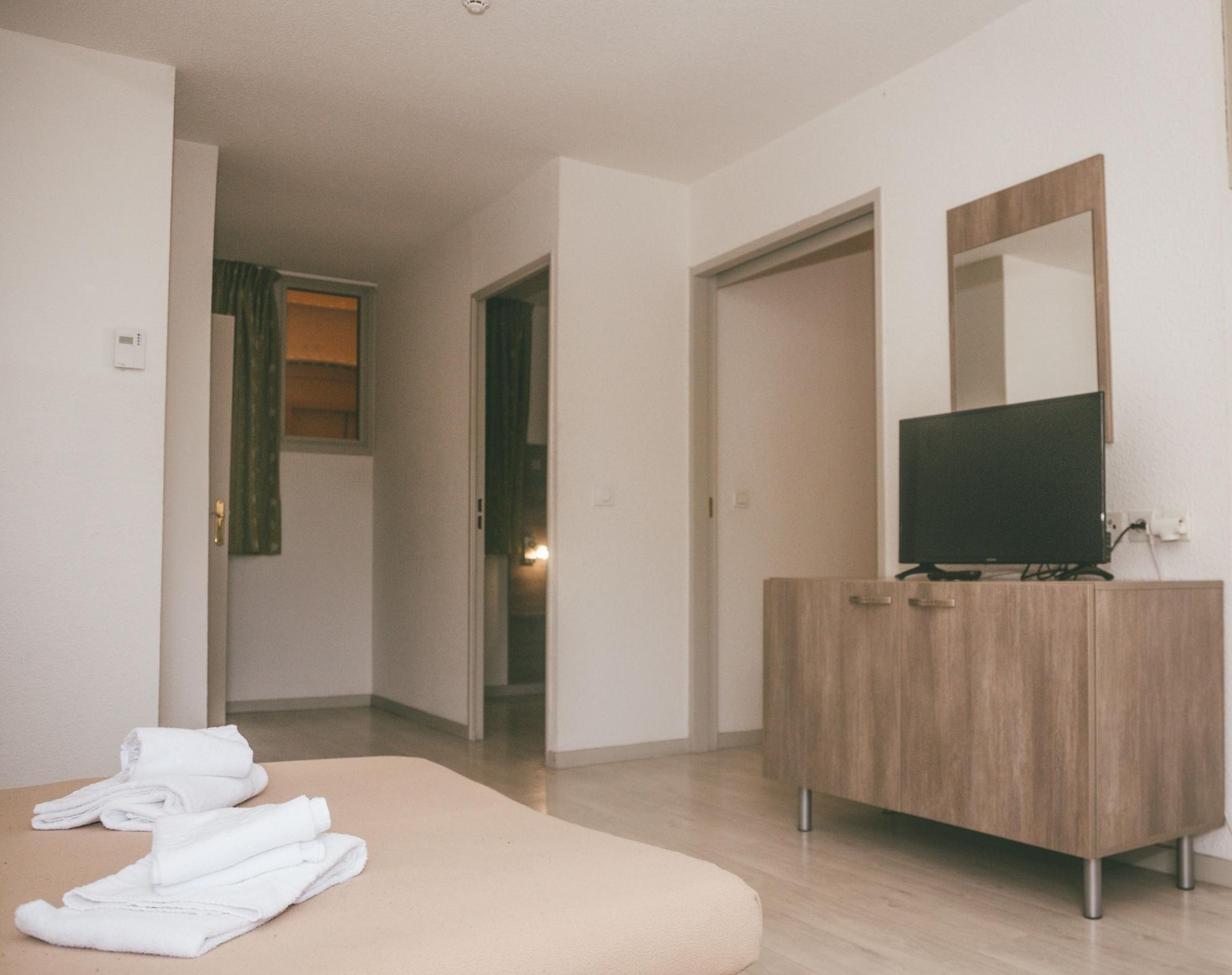 אלברד Terres De France - Appart'Hotel Le Splendid מראה חיצוני תמונה